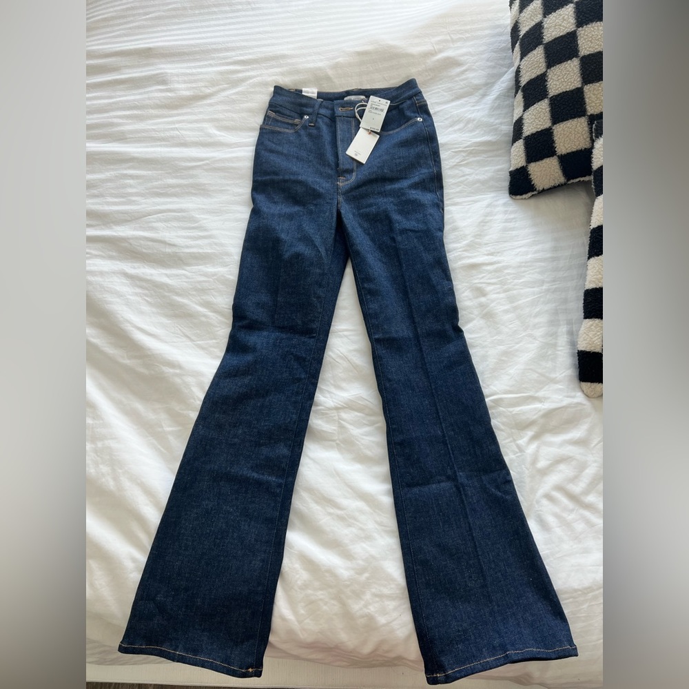Good American Bootcut high waisted jeans